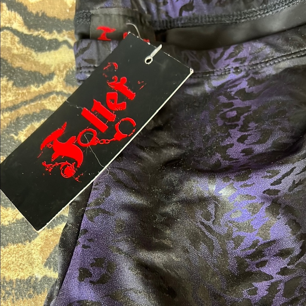 Purple and Black Leopard Print Leggings Folter